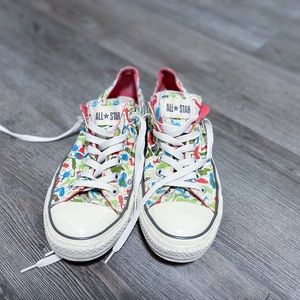Womens size 9 birds converse